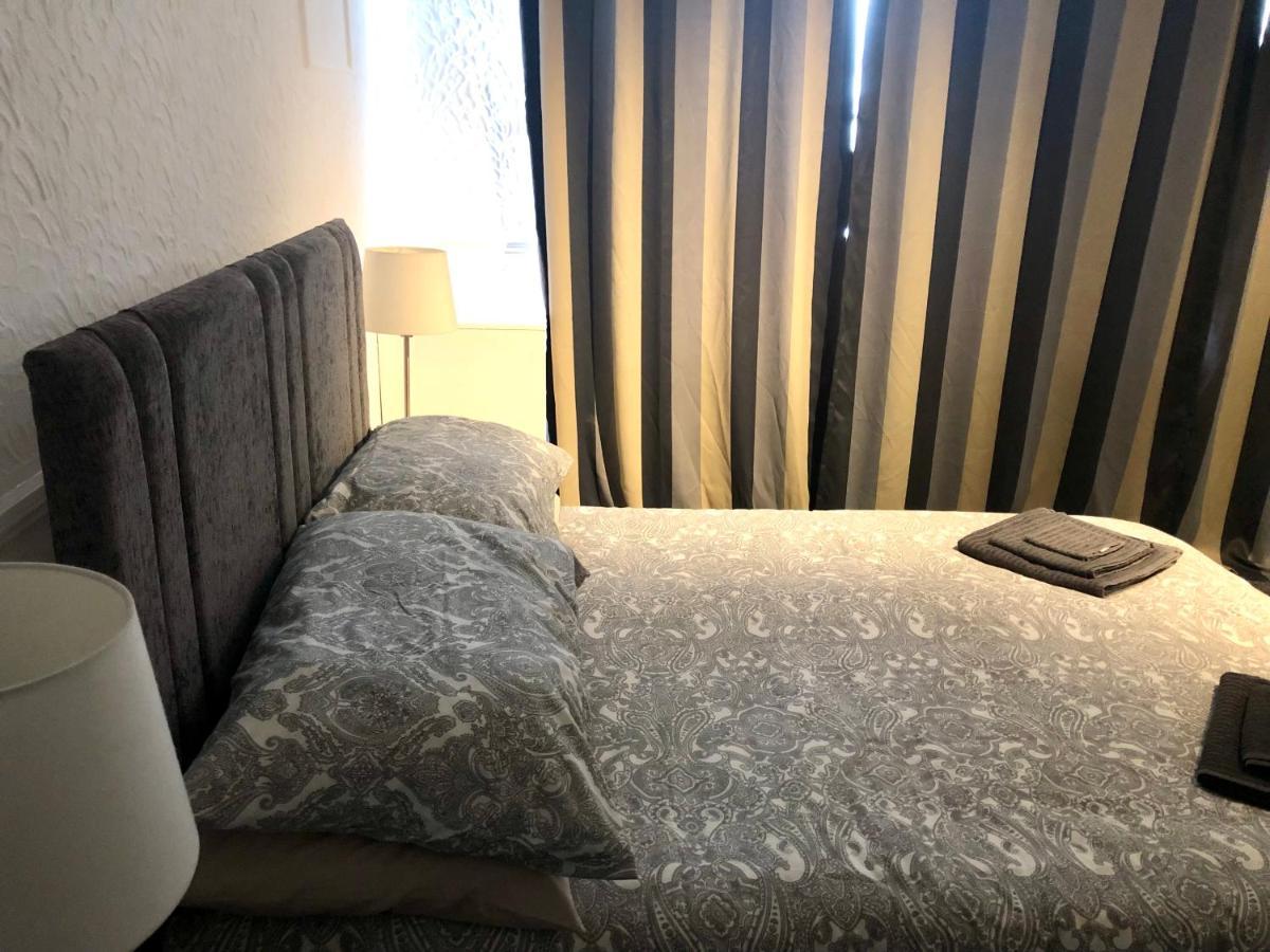 Ac Lounge 125 Leilighet Rochford Eksteriør bilde