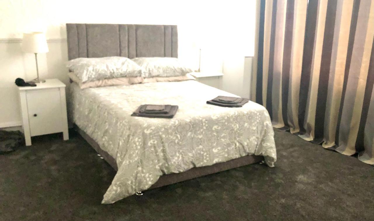 Ac Lounge 125 Leilighet Rochford Eksteriør bilde