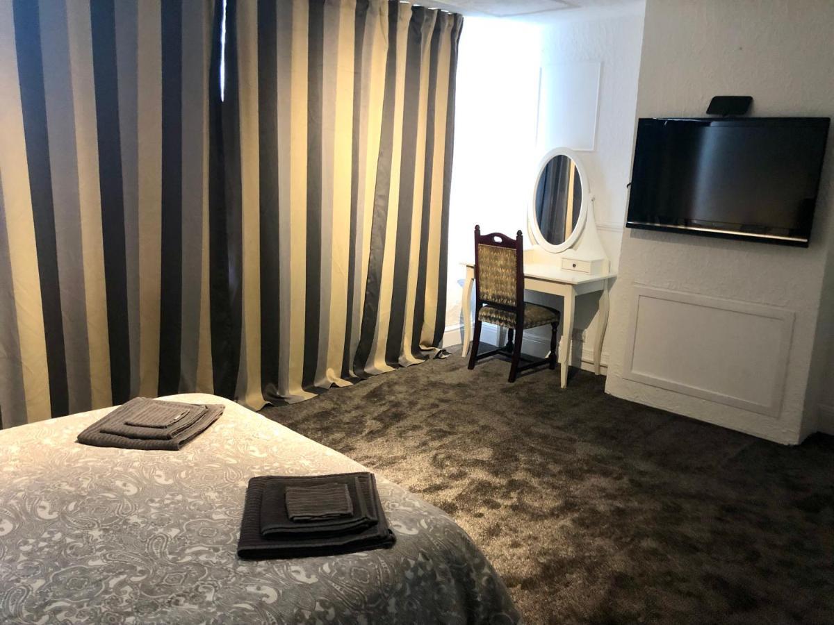 Ac Lounge 125 Leilighet Rochford Eksteriør bilde